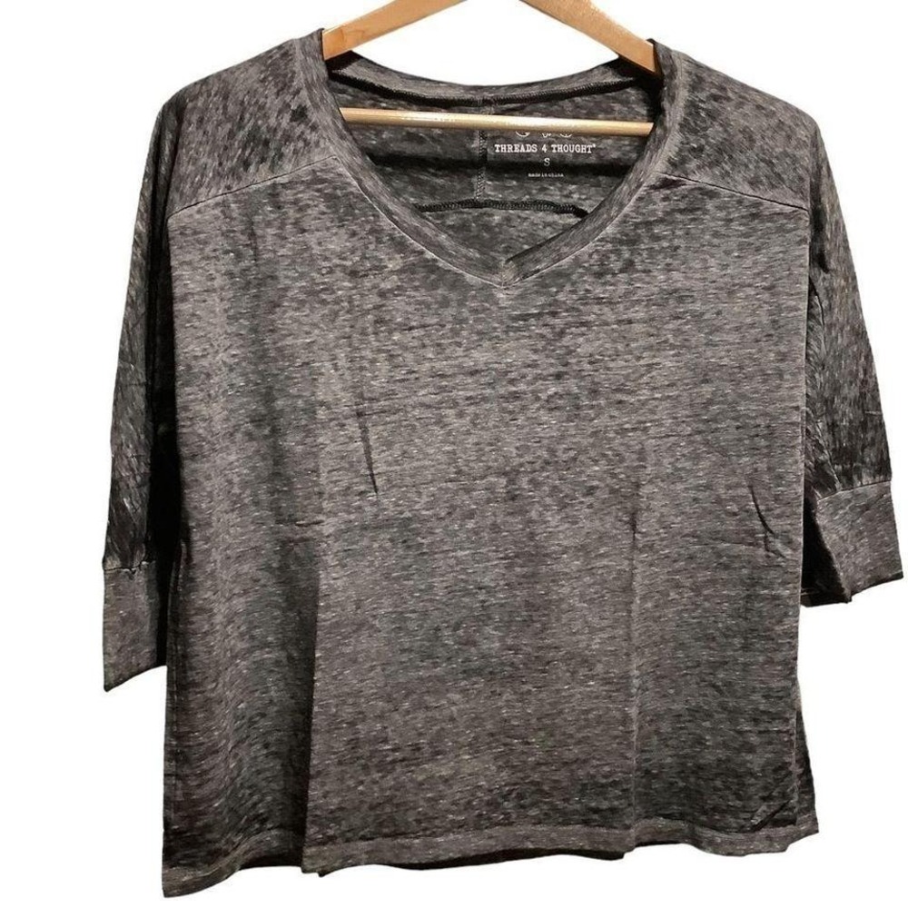 NWT Threads 4 though cropped oversized charcoalโ gray shirt size S/M